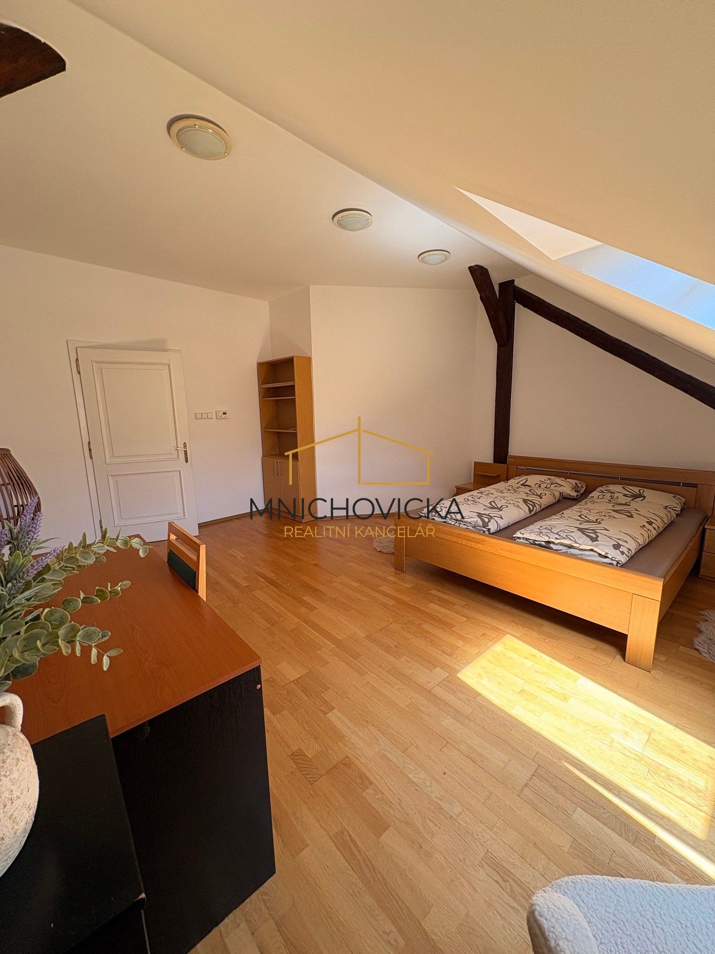 Pronájem bytu 3+kk 87 m² - foto 6