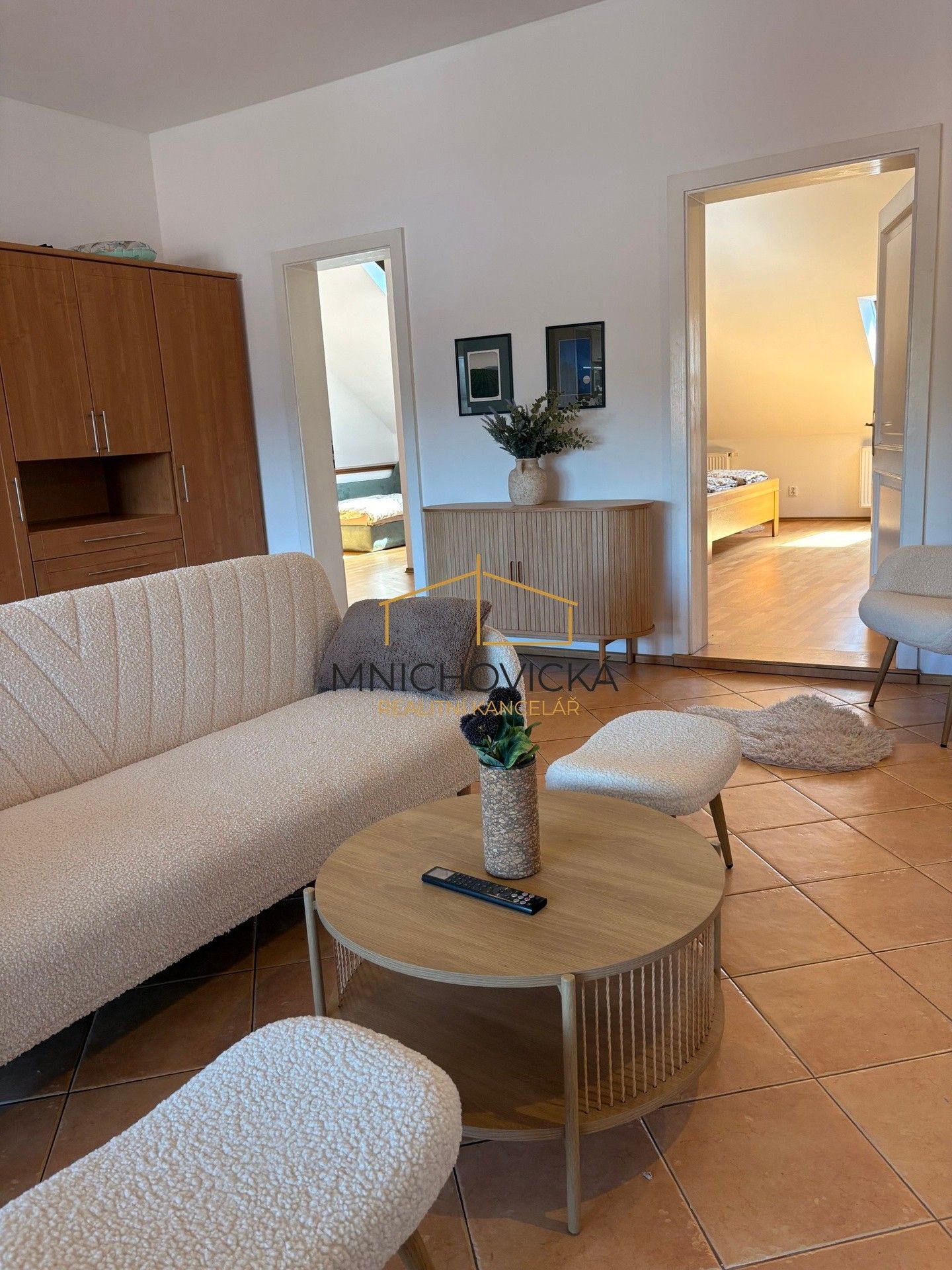 Pronájem bytu 3+kk 87 m² - foto 9