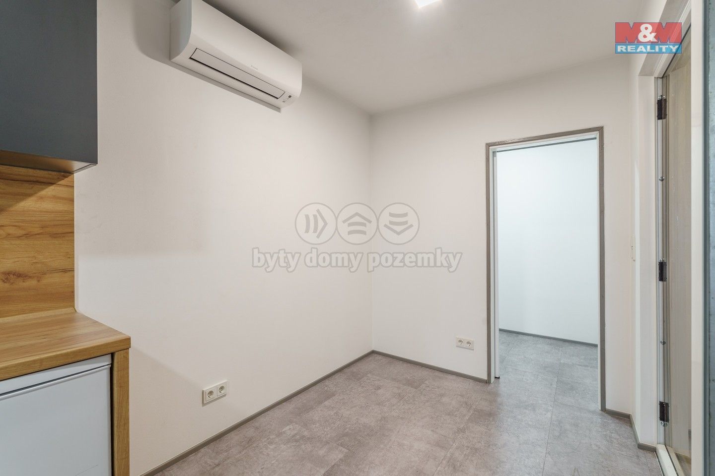 Prodej nemovitosti 30 m² - foto 12