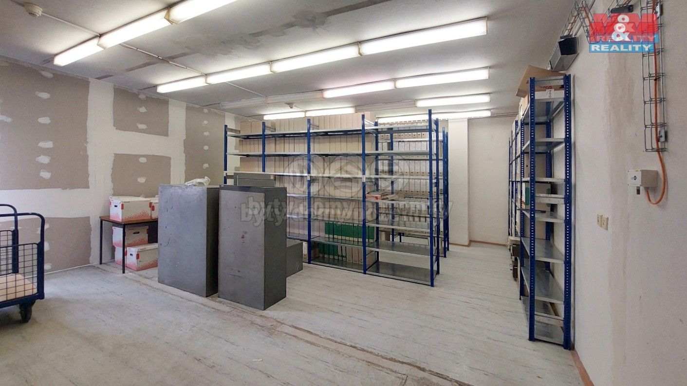 Pronájem komerčního prostoru 450 m² - foto 1