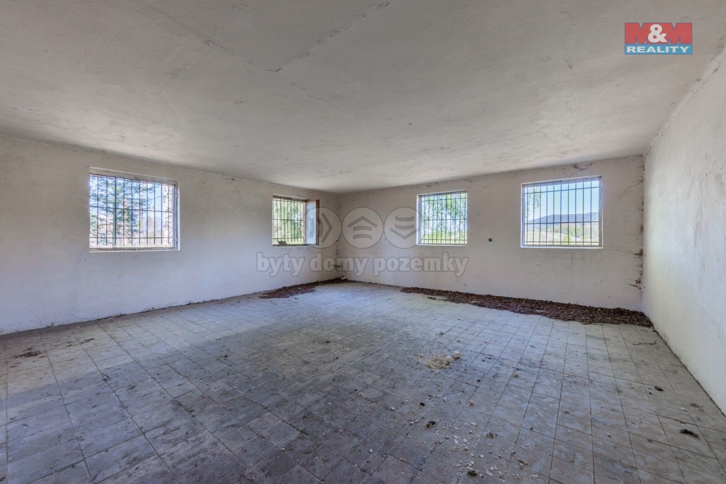 Pronájem komerčního prostoru 558 m² - foto 5