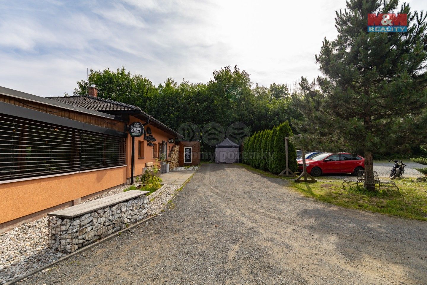 Prodej komerčního prostoru 200 m² - foto 20