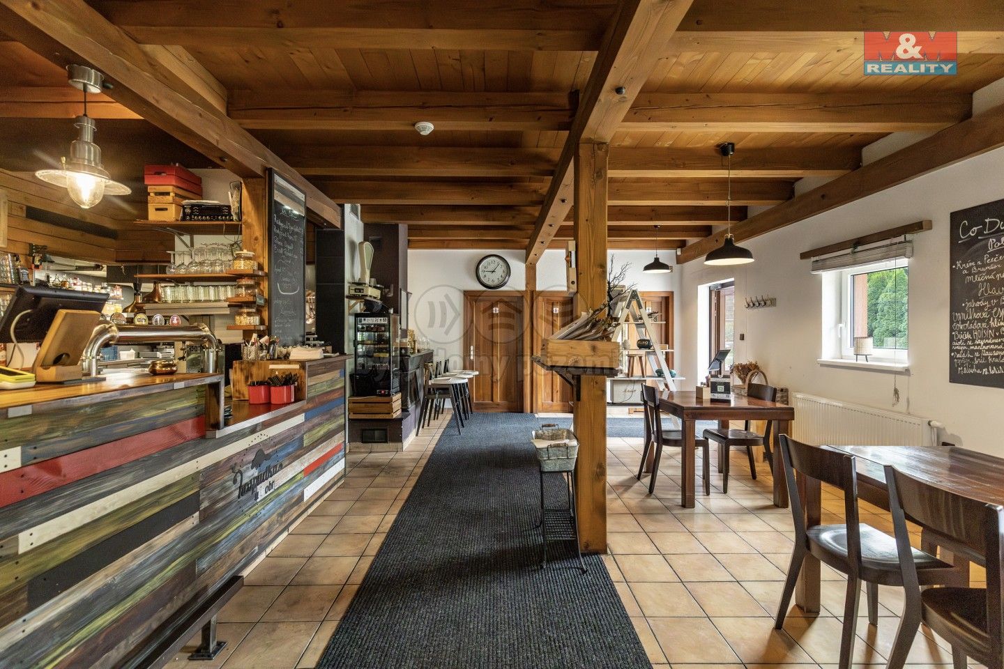 Prodej komerčního prostoru 200 m² - foto 26