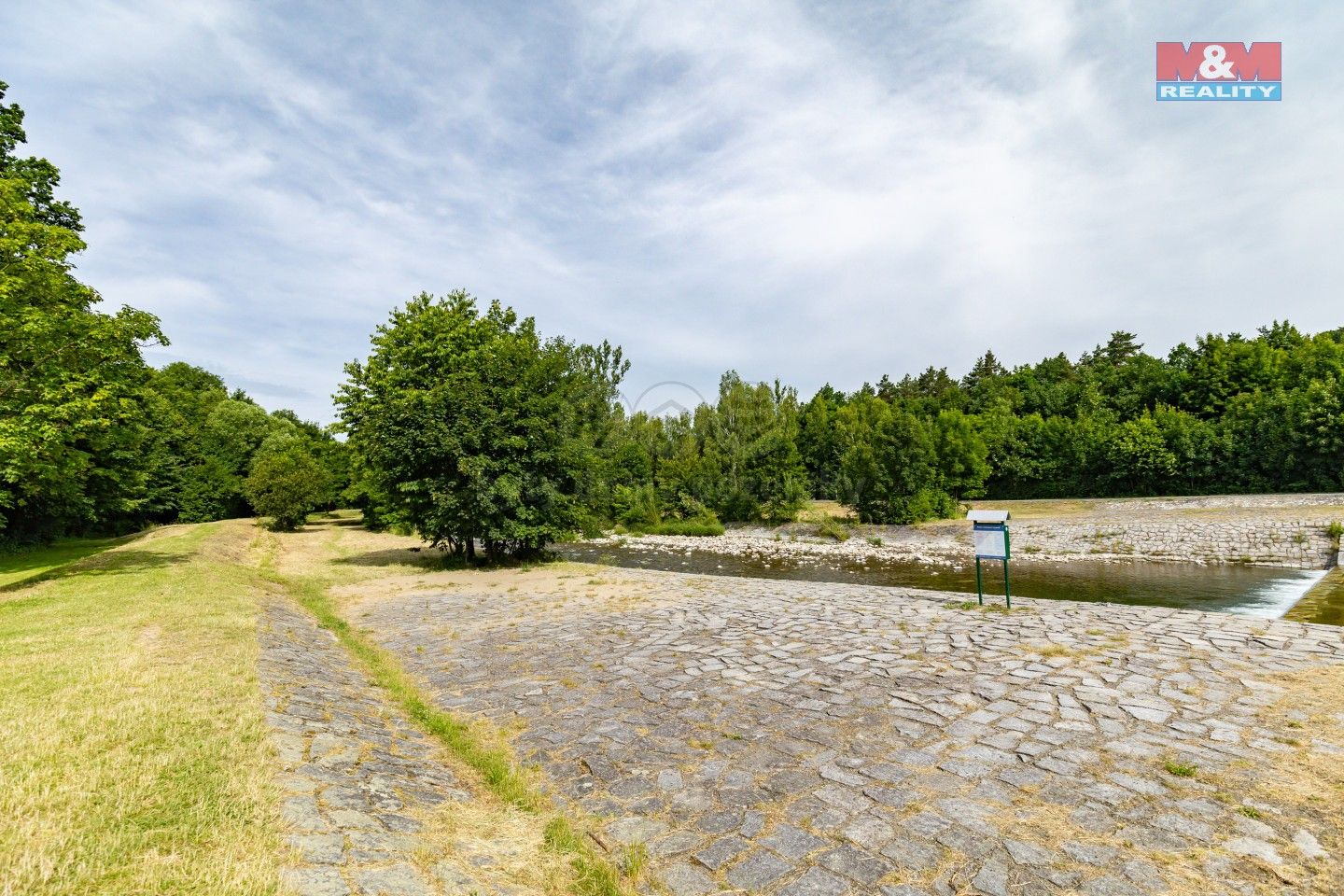 Prodej komerčního prostoru 200 m² - foto 46