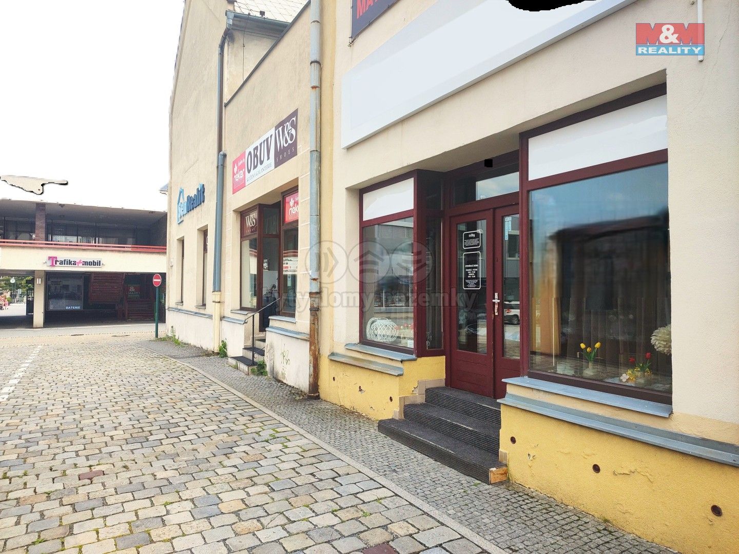 Pronájem komerčního prostoru 100 m² - foto 1