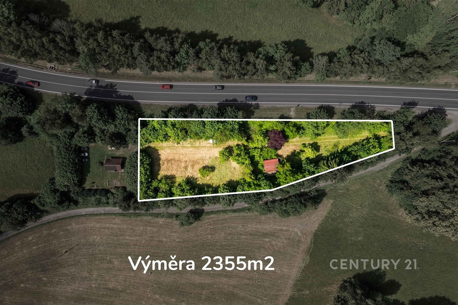 Prodej pozemku 2355 m² - foto 1