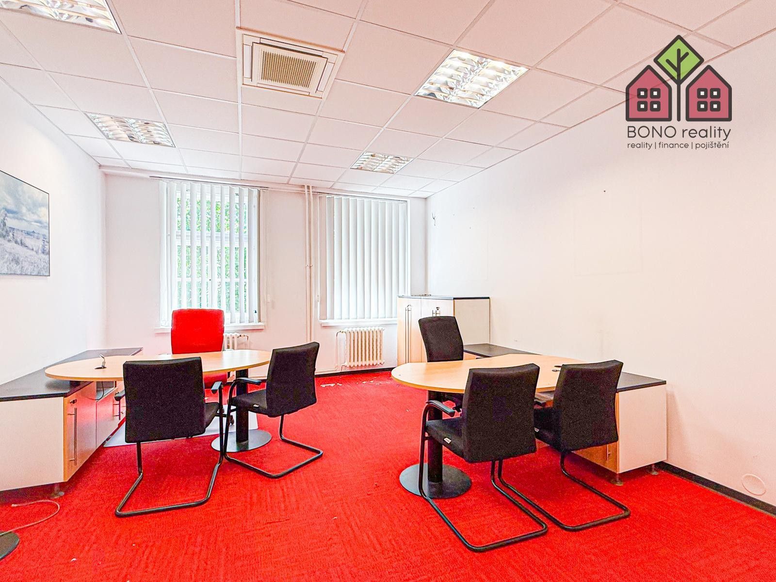 Pronájem komerčního prostoru 242 m² - foto 4