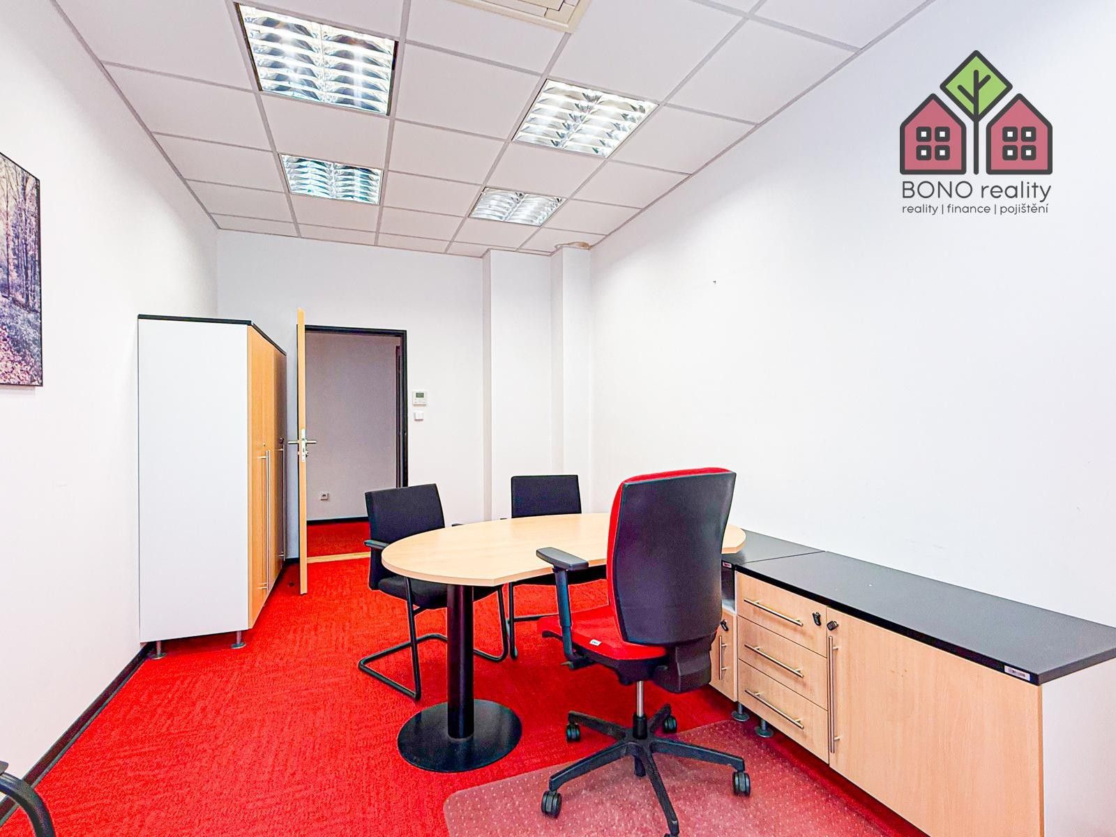 Pronájem komerčního prostoru 242 m² - foto 6