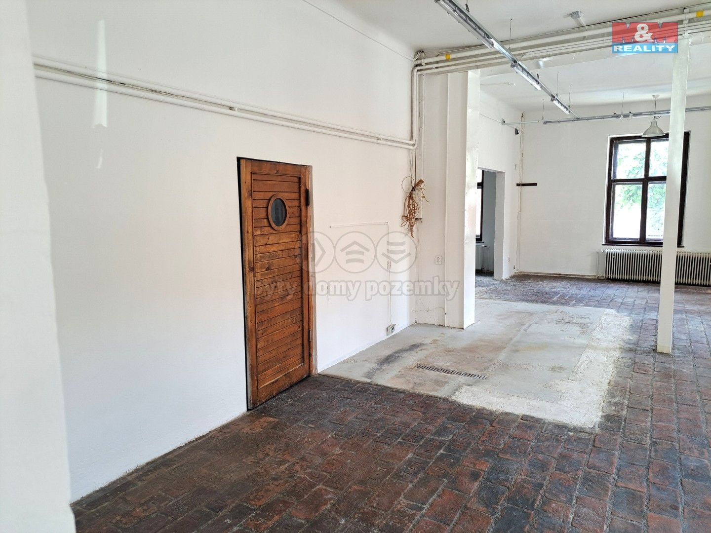 Pronájem komerčního prostoru 221 m² - foto 6