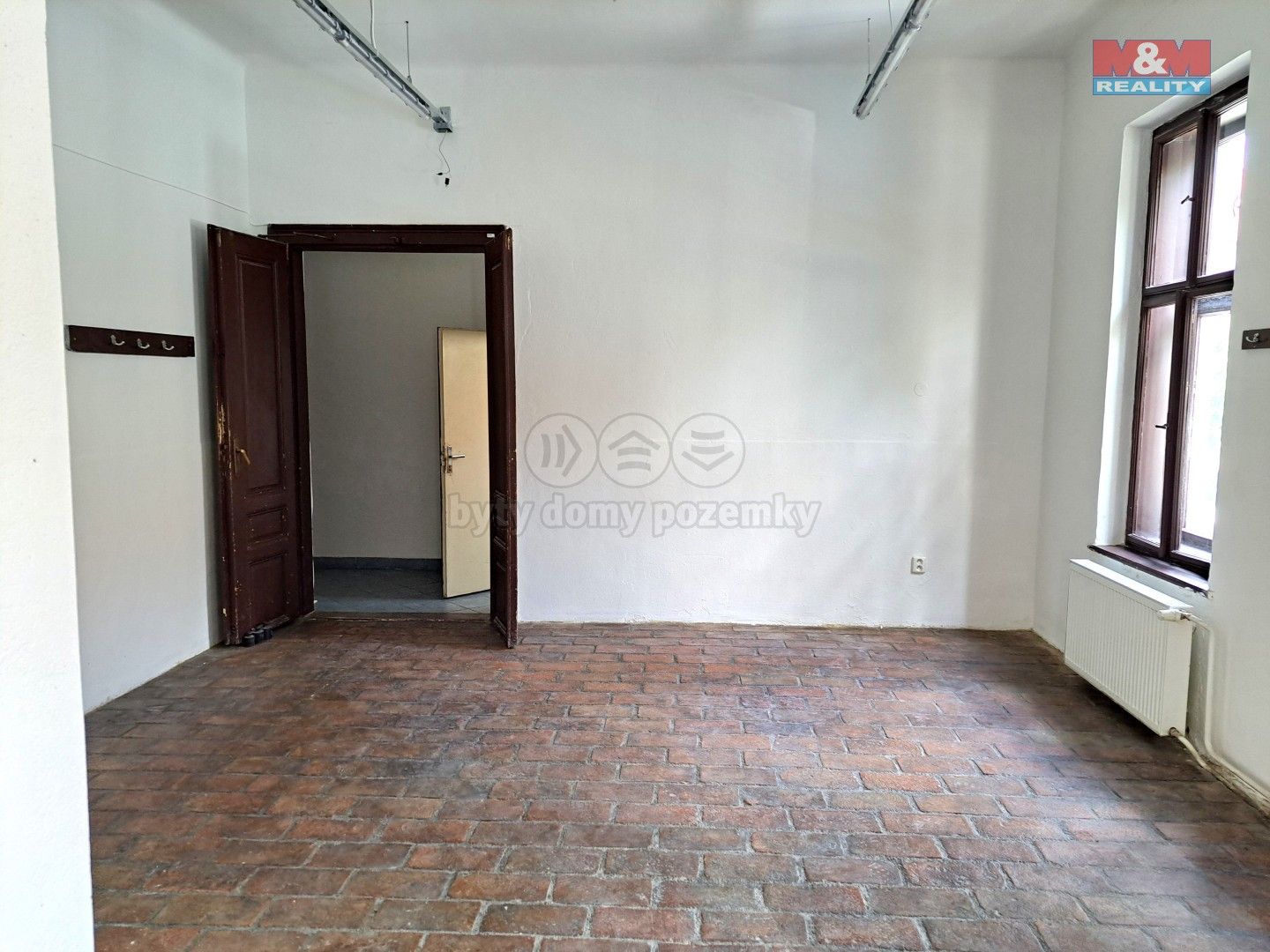 Pronájem komerčního prostoru 221 m² - foto 8