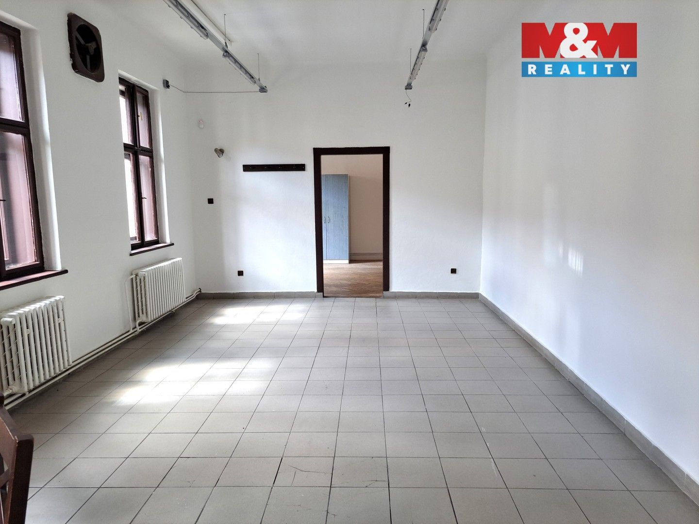 Pronájem komerčního prostoru 221 m² - foto 15