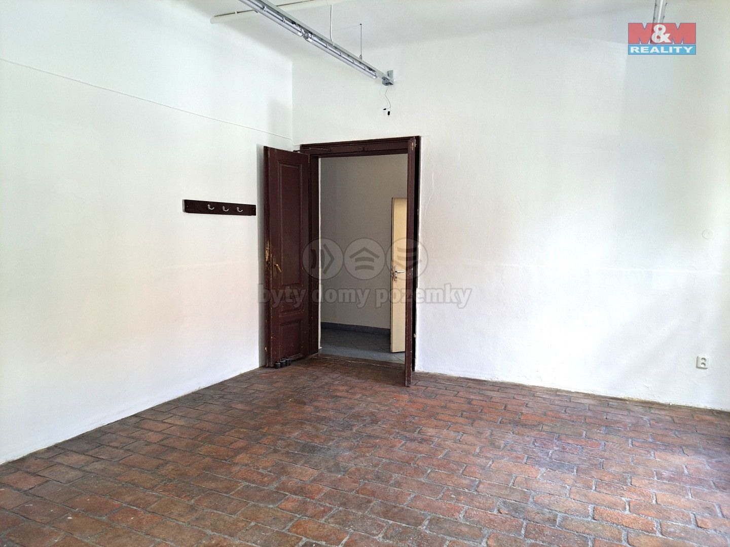 Pronájem komerčního prostoru 221 m² - foto 9