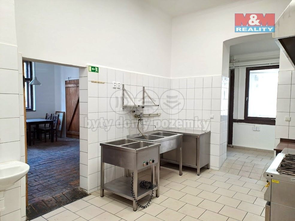 Pronájem komerčního prostoru 221 m² - foto 17