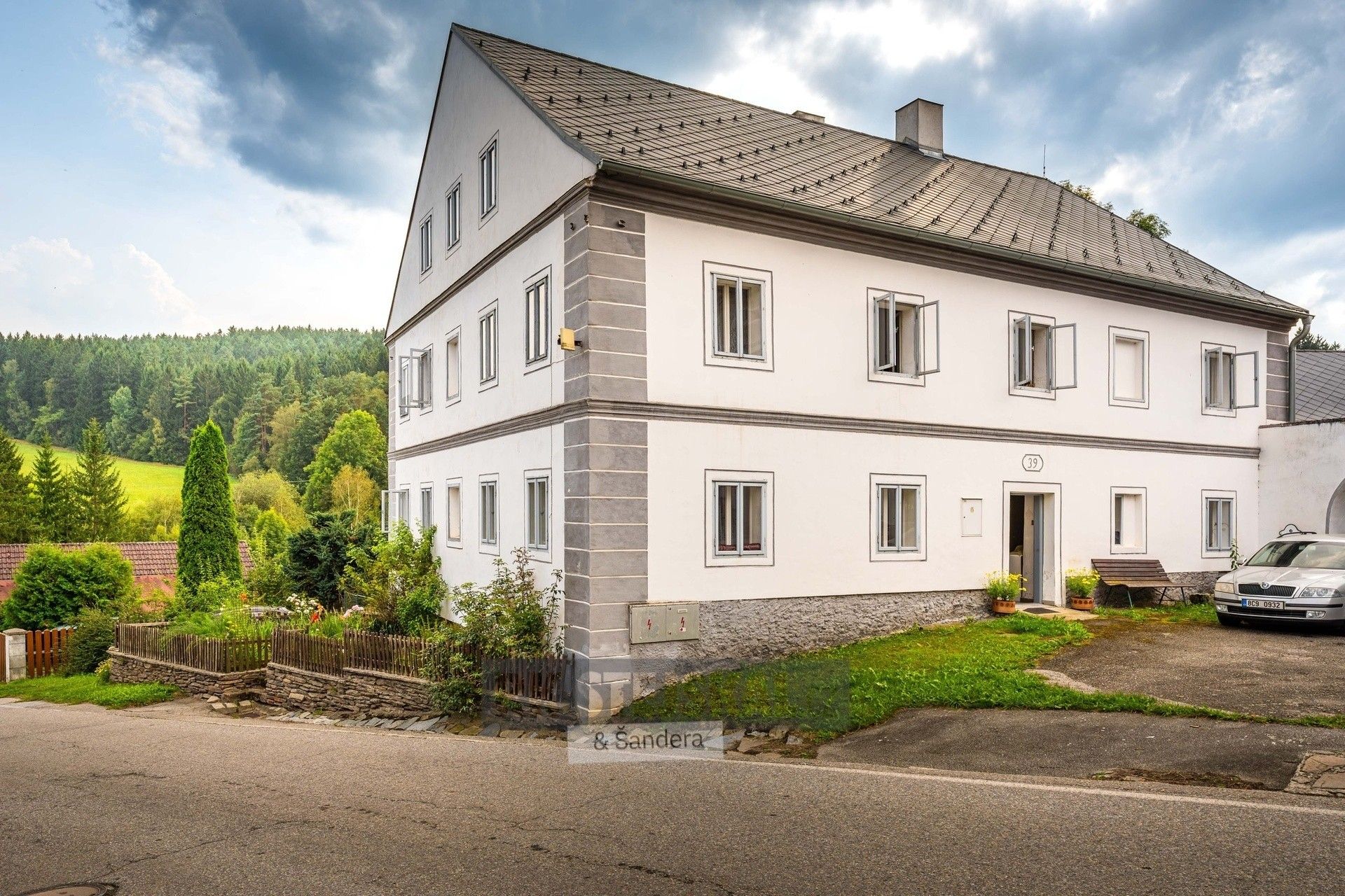 Prodej domu 600 m² - foto 1