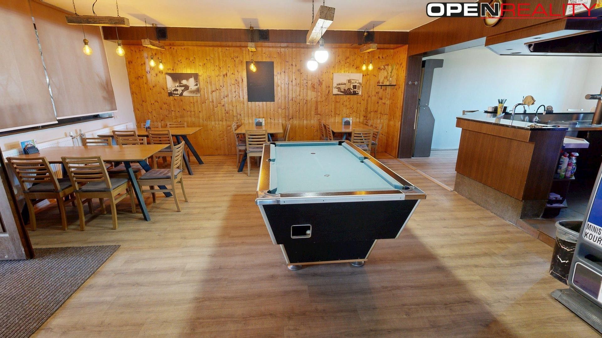Prodej komerčního prostoru 607 m² - foto 3