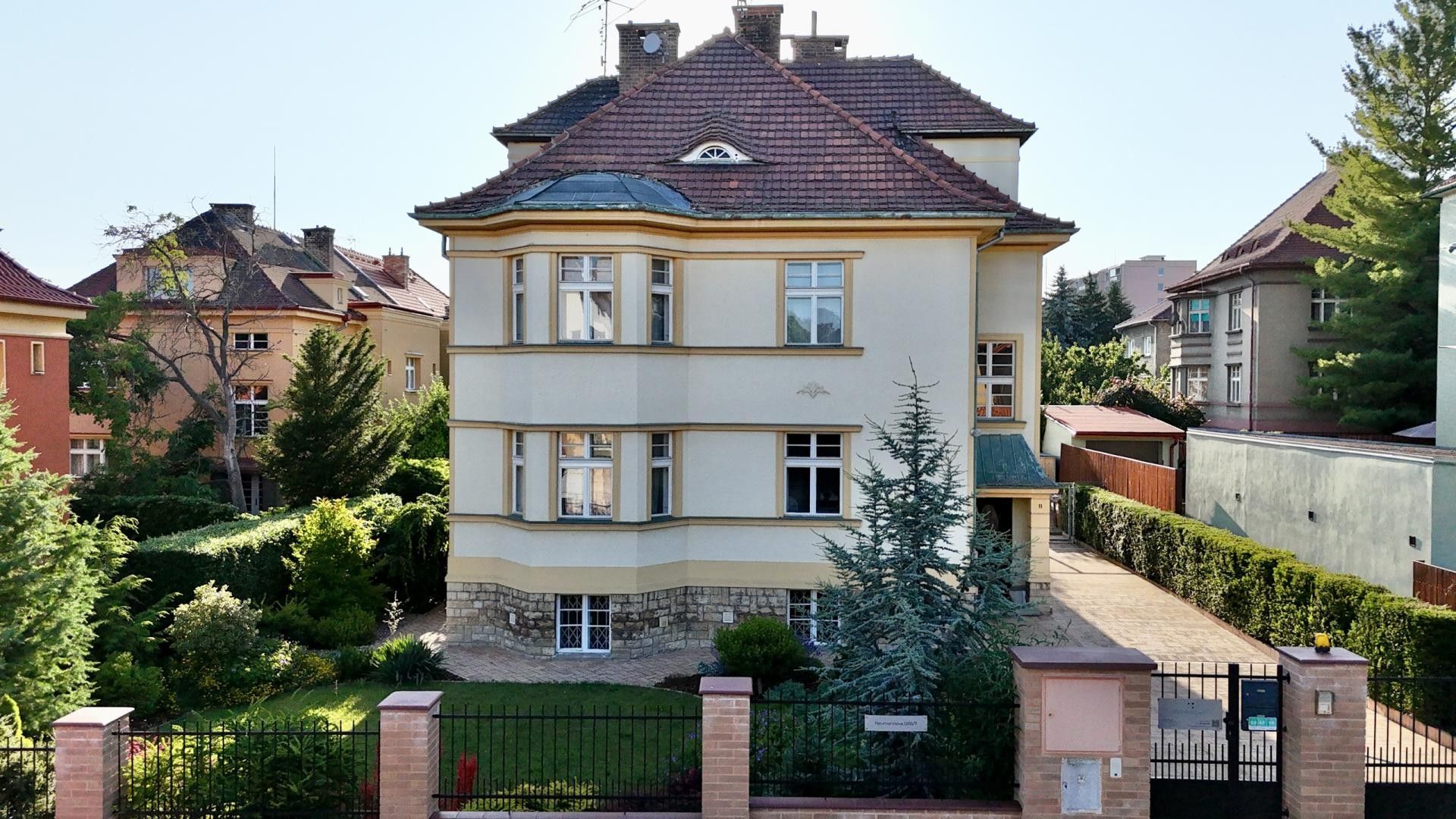 Prodej domu 260 m² - foto 3