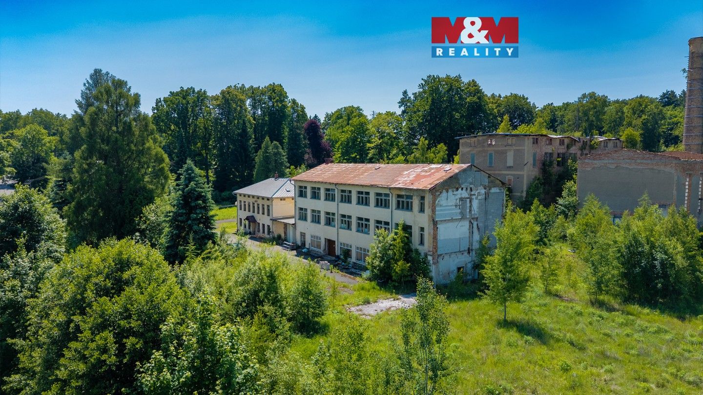Prodej komerčního prostoru 1605 m² - foto 1