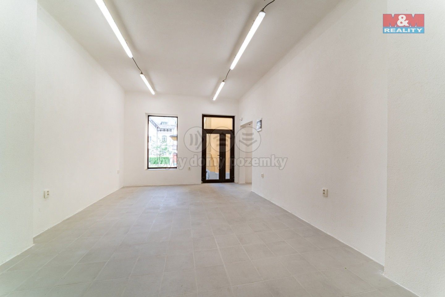 Pronájem komerčního prostoru 76 m² - foto 7