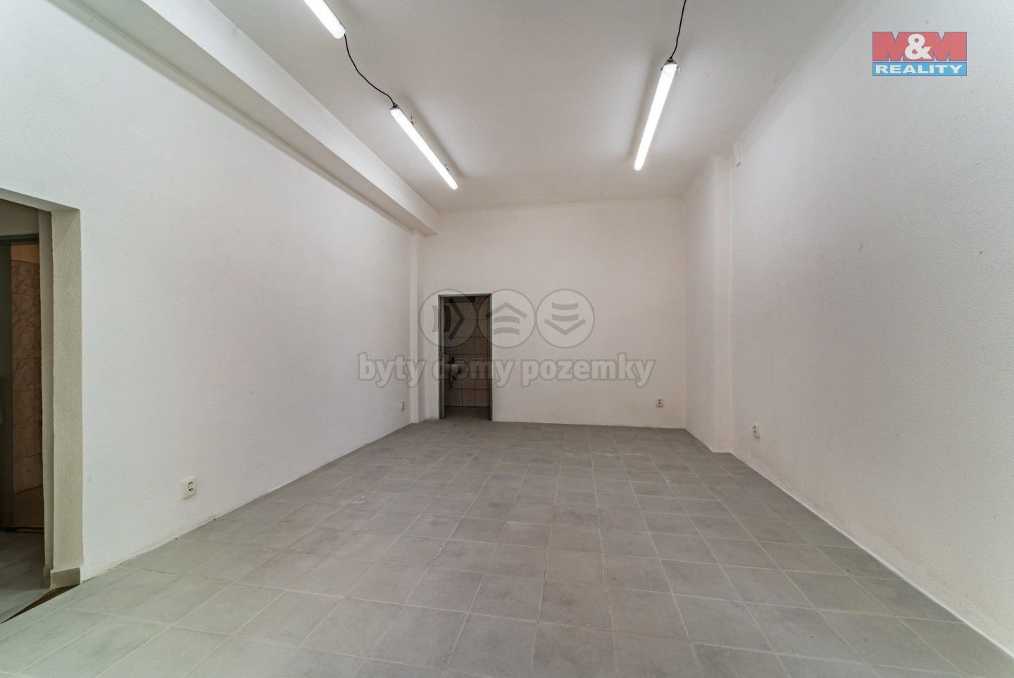 Pronájem komerčního prostoru 76 m² - foto 10