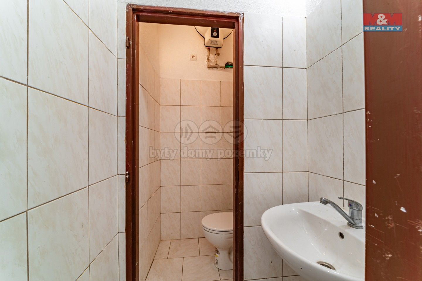 Pronájem komerčního prostoru 76 m² - foto 11