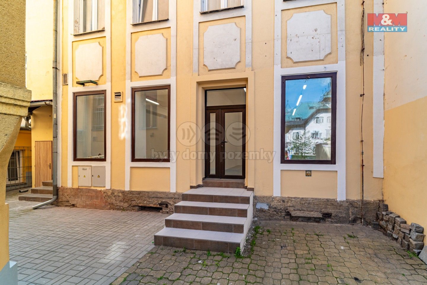Pronájem komerčního prostoru 76 m² - foto 13
