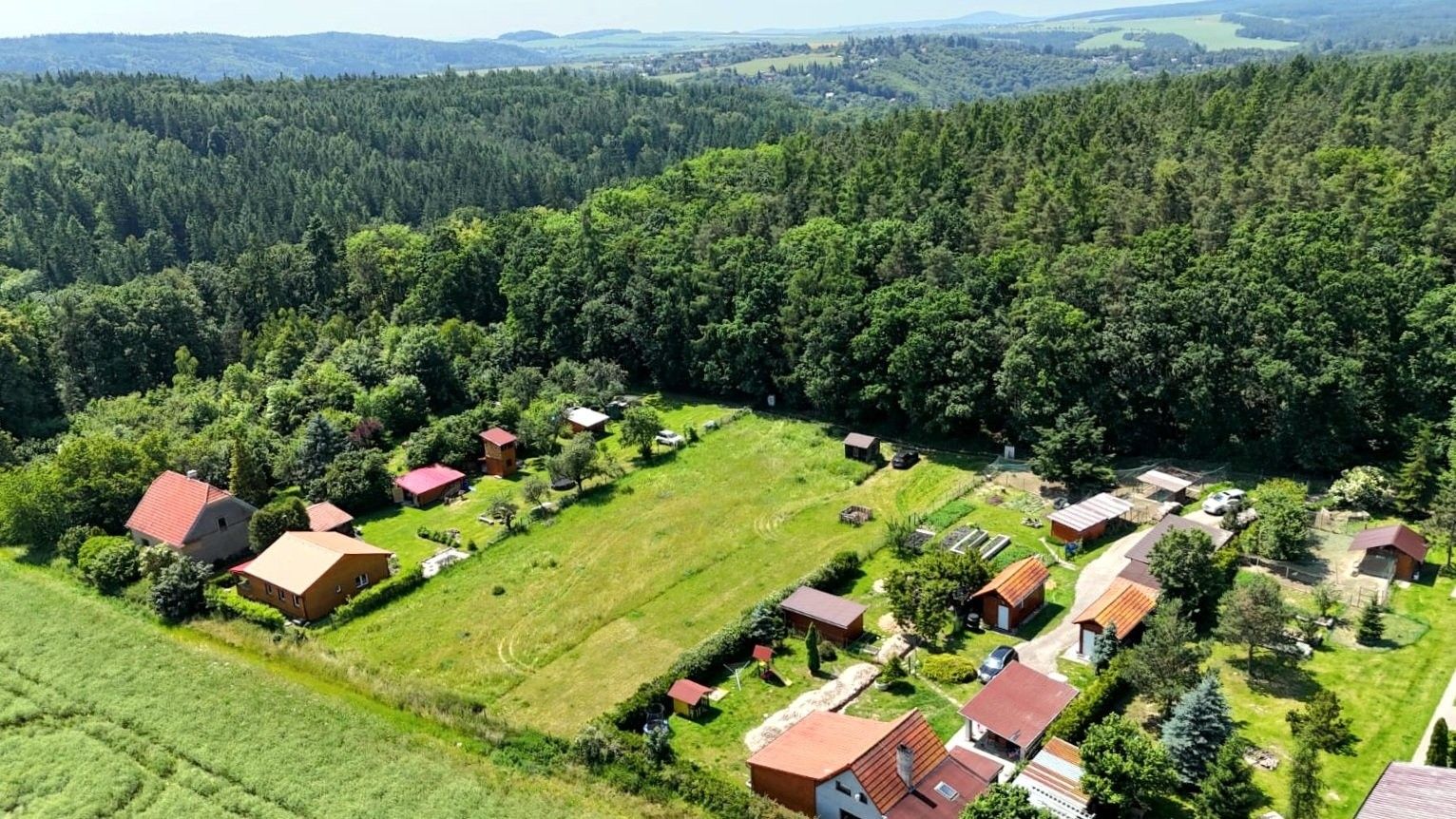 Prodej pozemku 2591 m² - foto 2