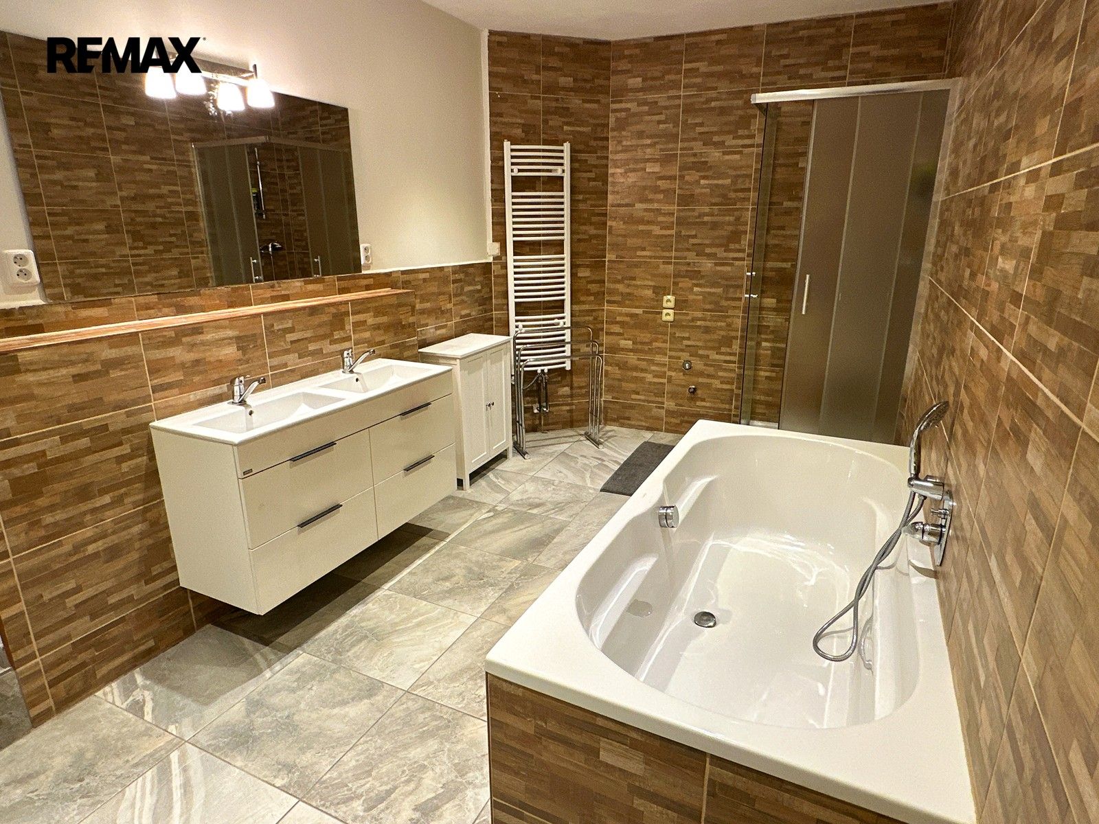 Prodej domu 350 m² - foto 19