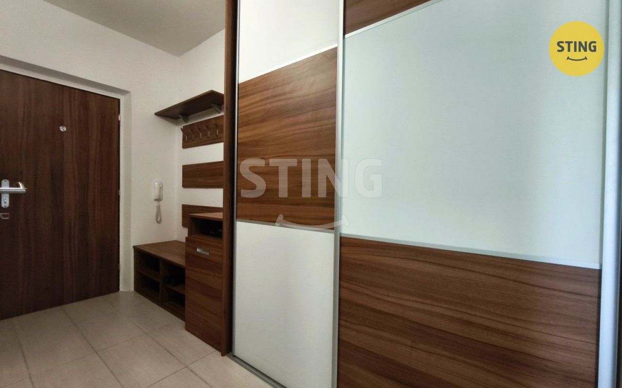 Pronájem bytu 3+1 74 m² - foto 6