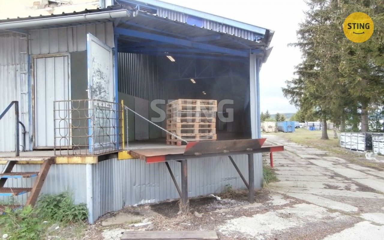 Pronájem komerčního prostoru 564 m² - foto 4
