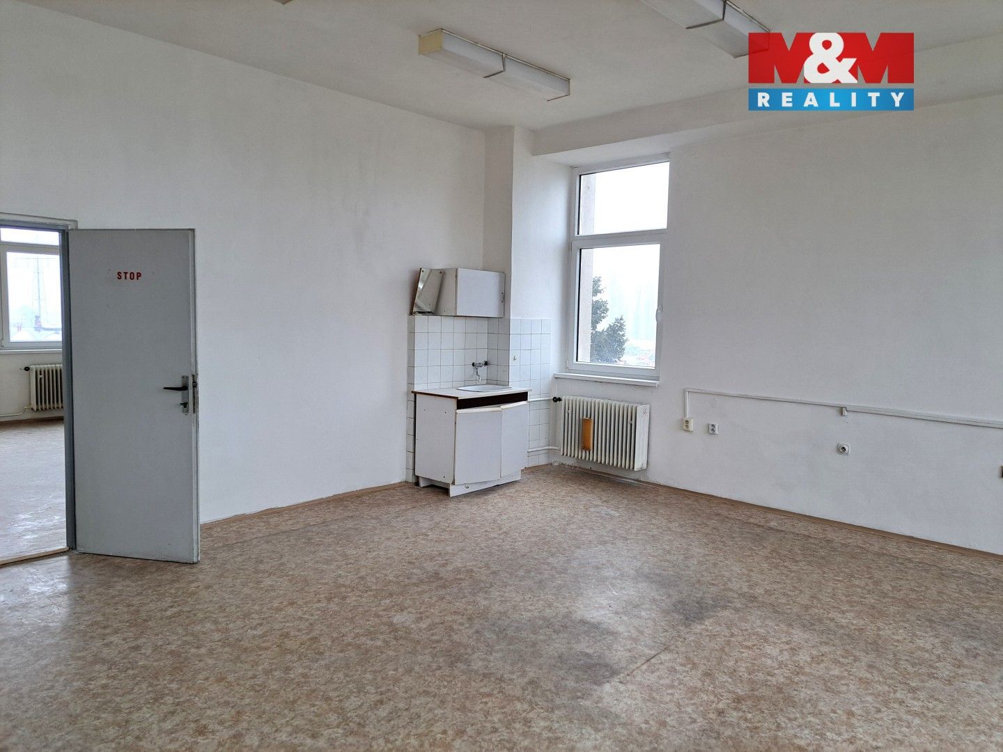 Pronájem komerčního prostoru 79 m² - foto 4