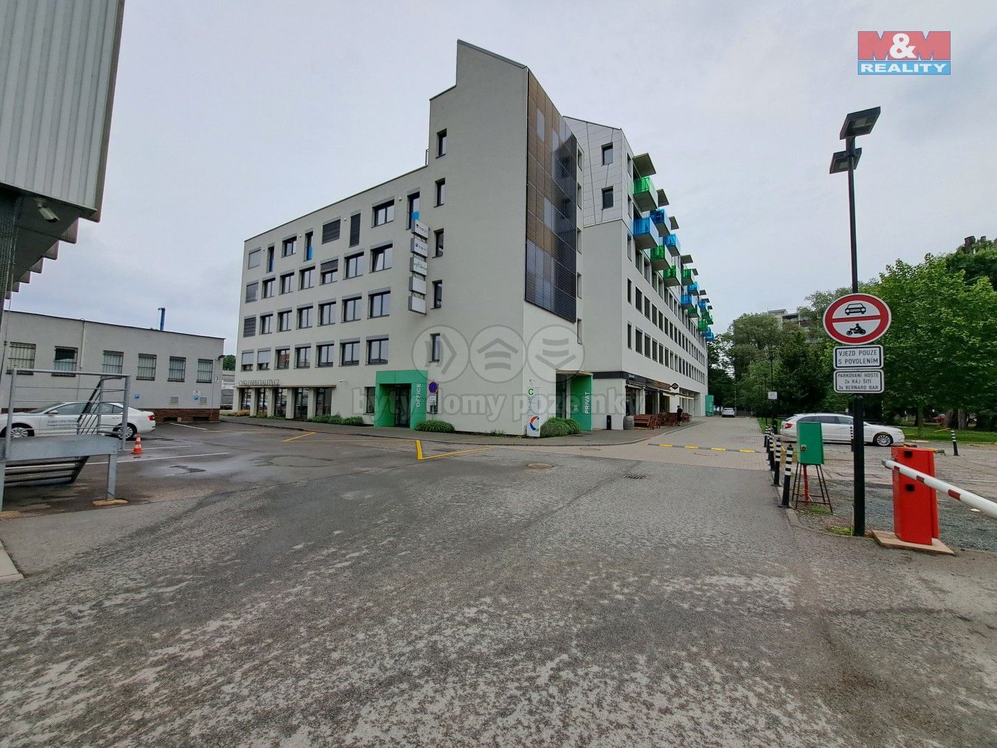 Pronájem komerčního prostoru 486 m² - foto 1