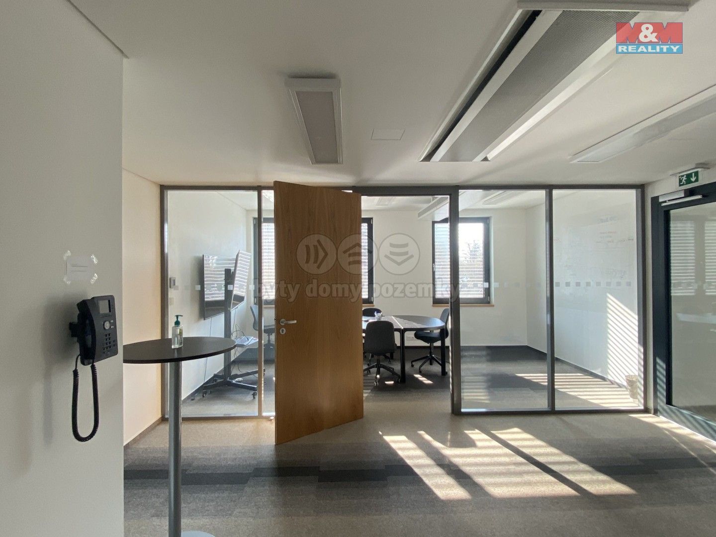 Pronájem komerčního prostoru 486 m² - foto 9