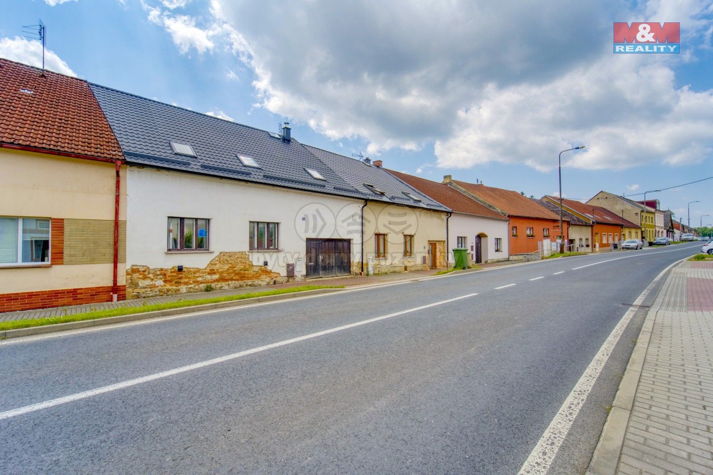 Prodej domu 200 m² - foto 1