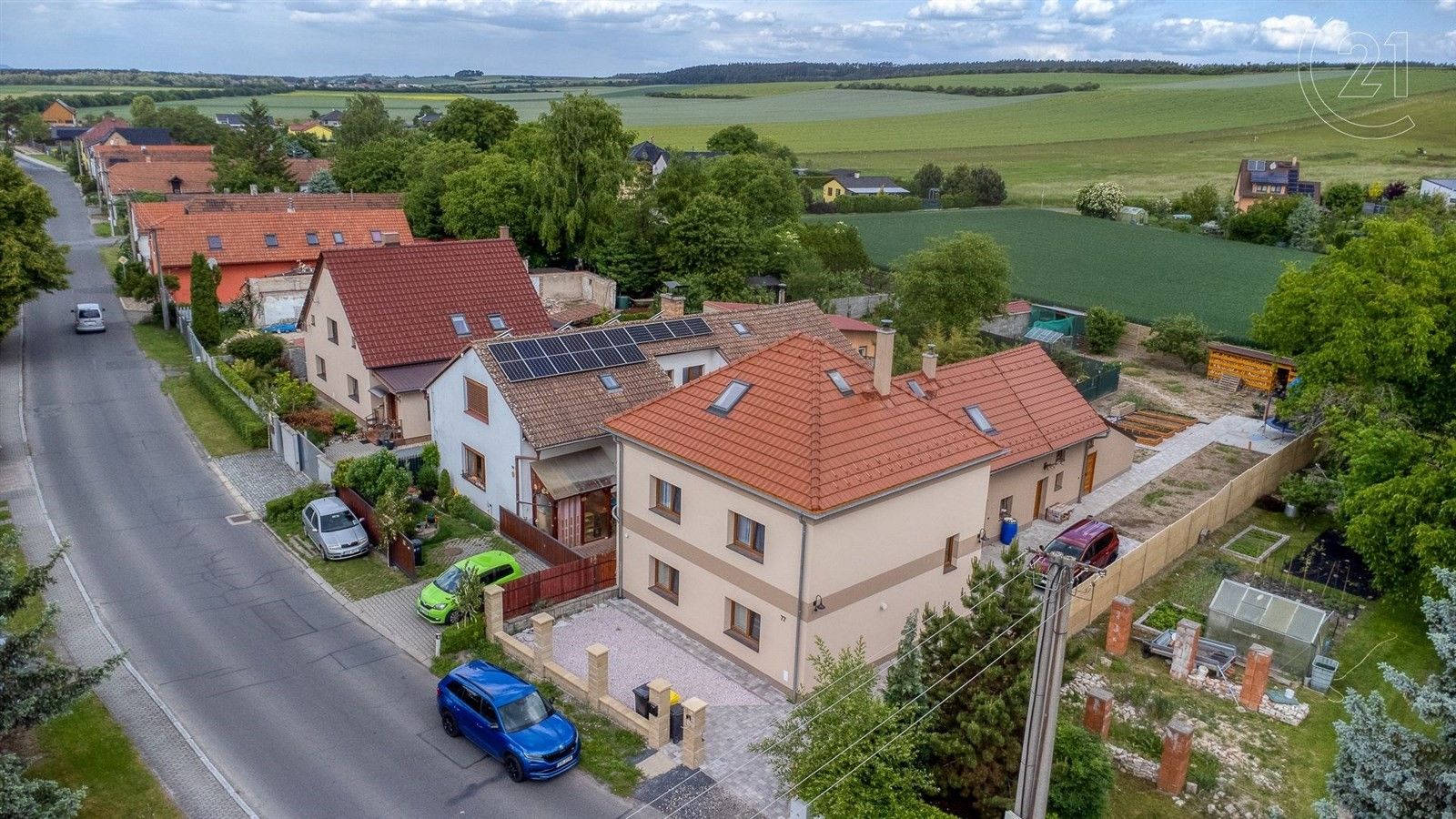 Prodej domu 265 m² - foto 1