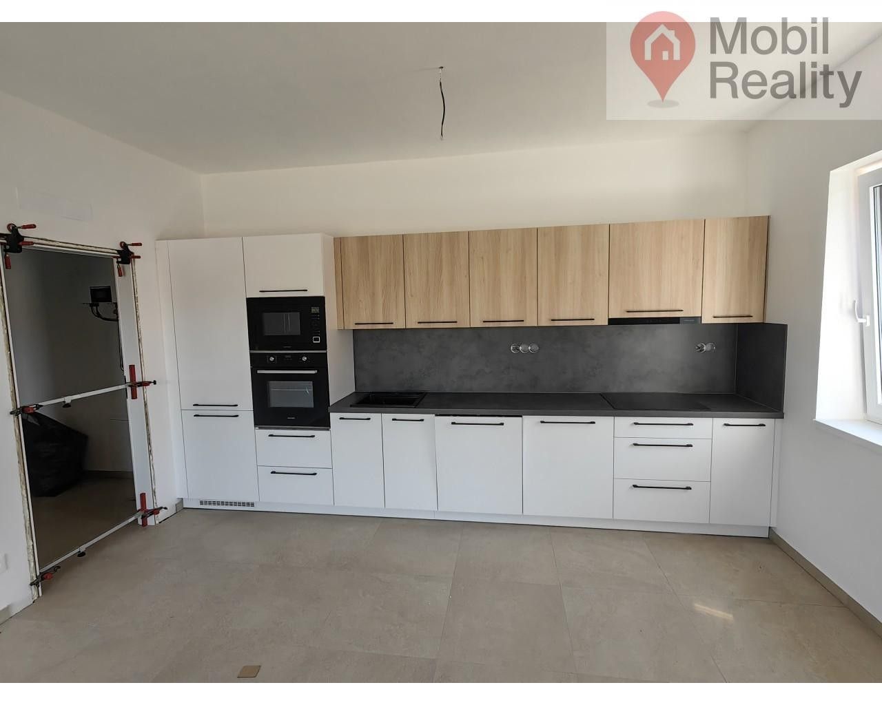 Prodej bytu 2+kk 72 m² - foto 3