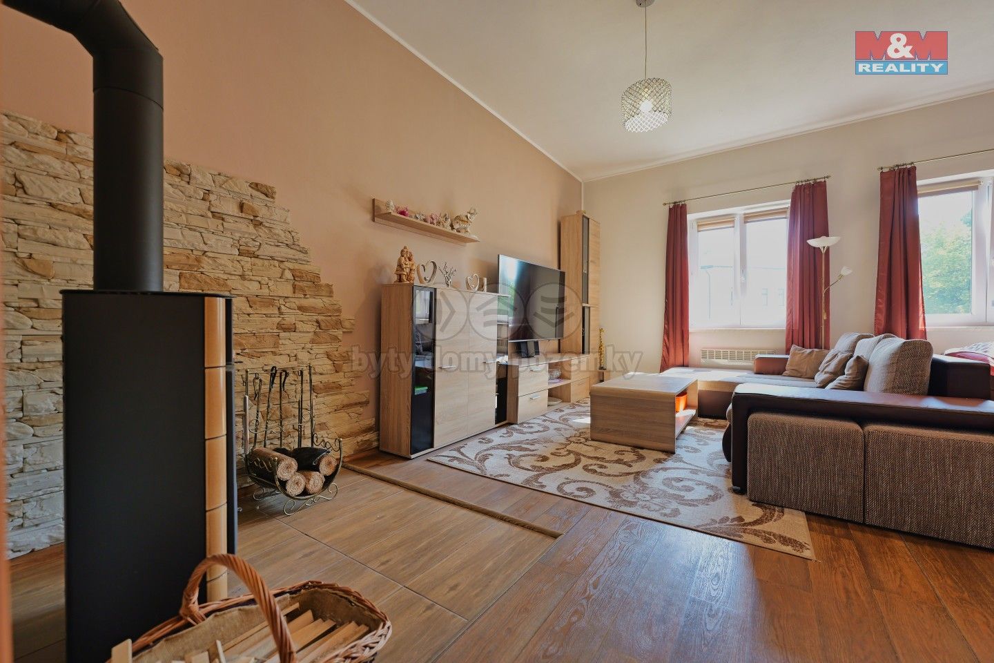 Prodej bytu 1+1 69 m² - foto 5