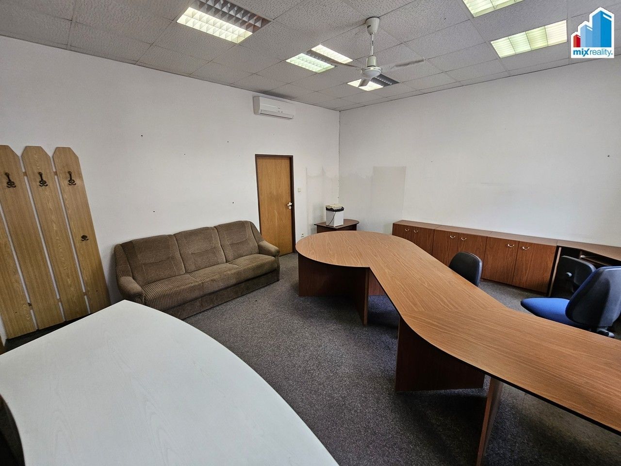 Pronájem komerčního prostoru 58 m² - foto 3