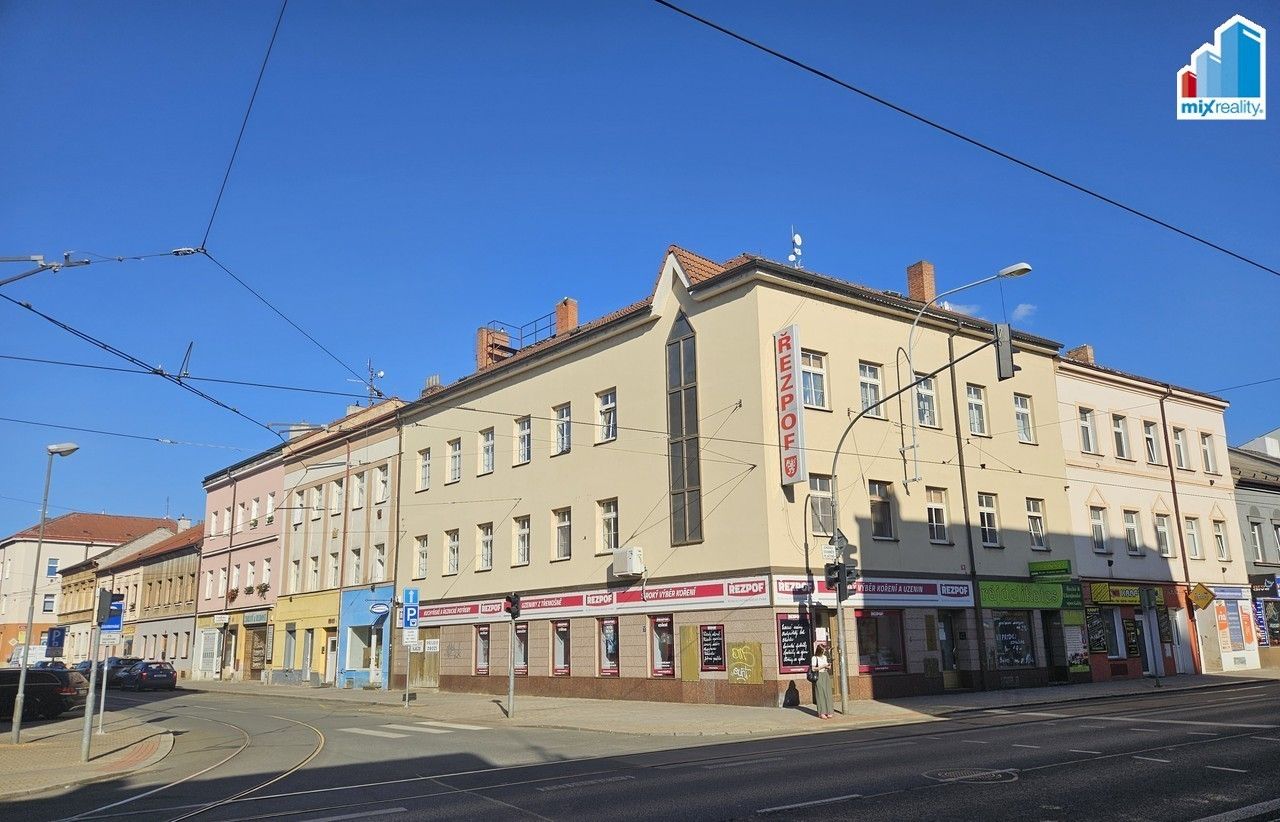 Pronájem komerčního prostoru 58 m² - foto 1