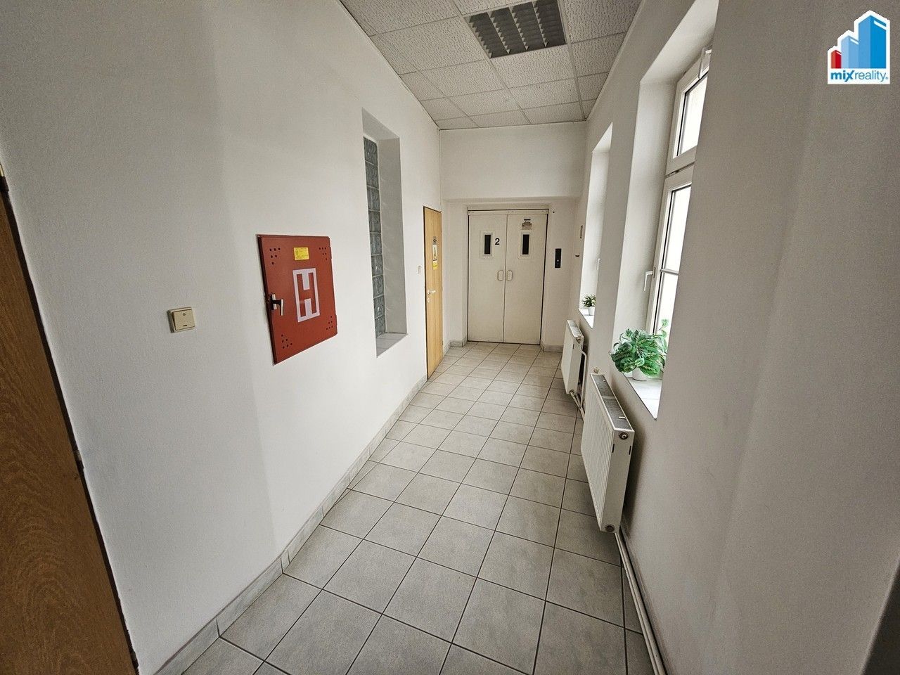 Pronájem komerčního prostoru 58 m² - foto 7