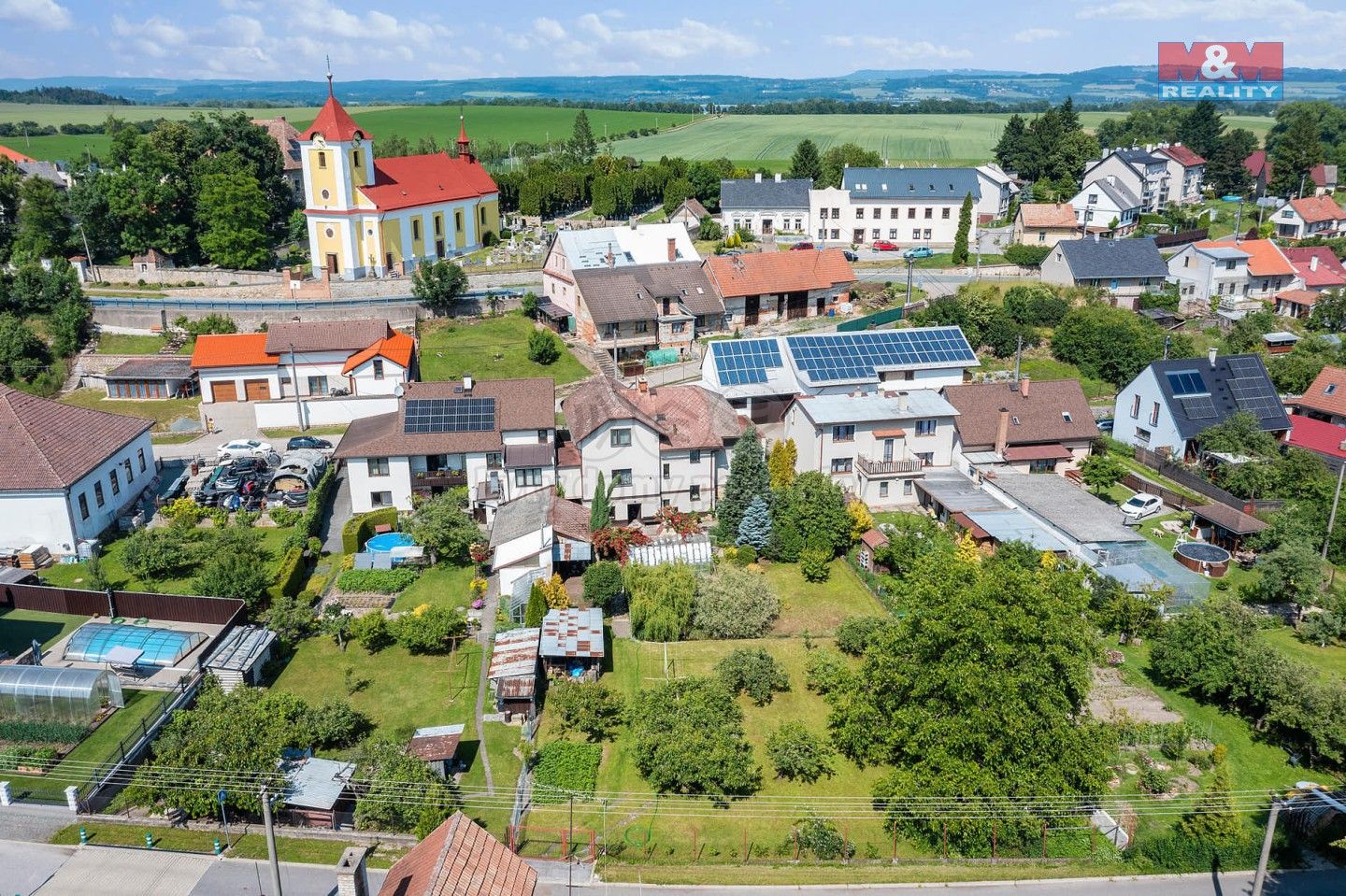 Prodej domu 200 m² - foto 1