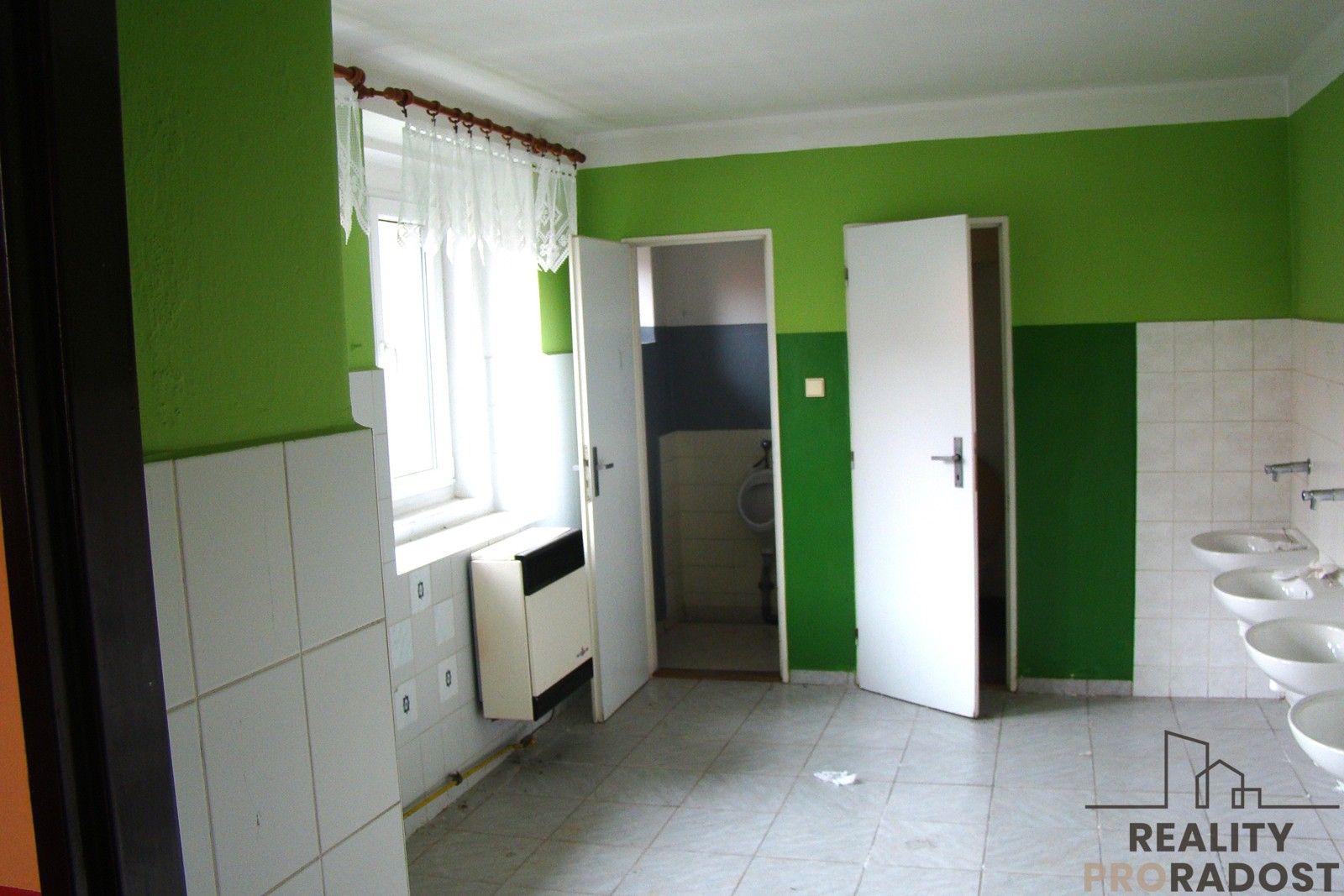 Pronájem nemovitosti 270 m² - foto 5