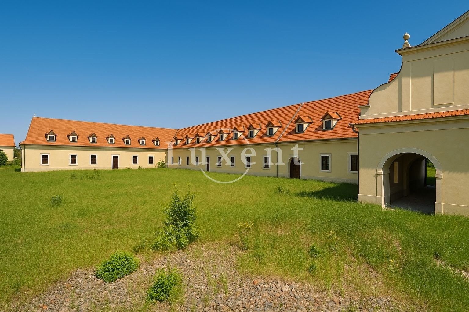 Prodej nemovitosti 5100 m² - foto 4