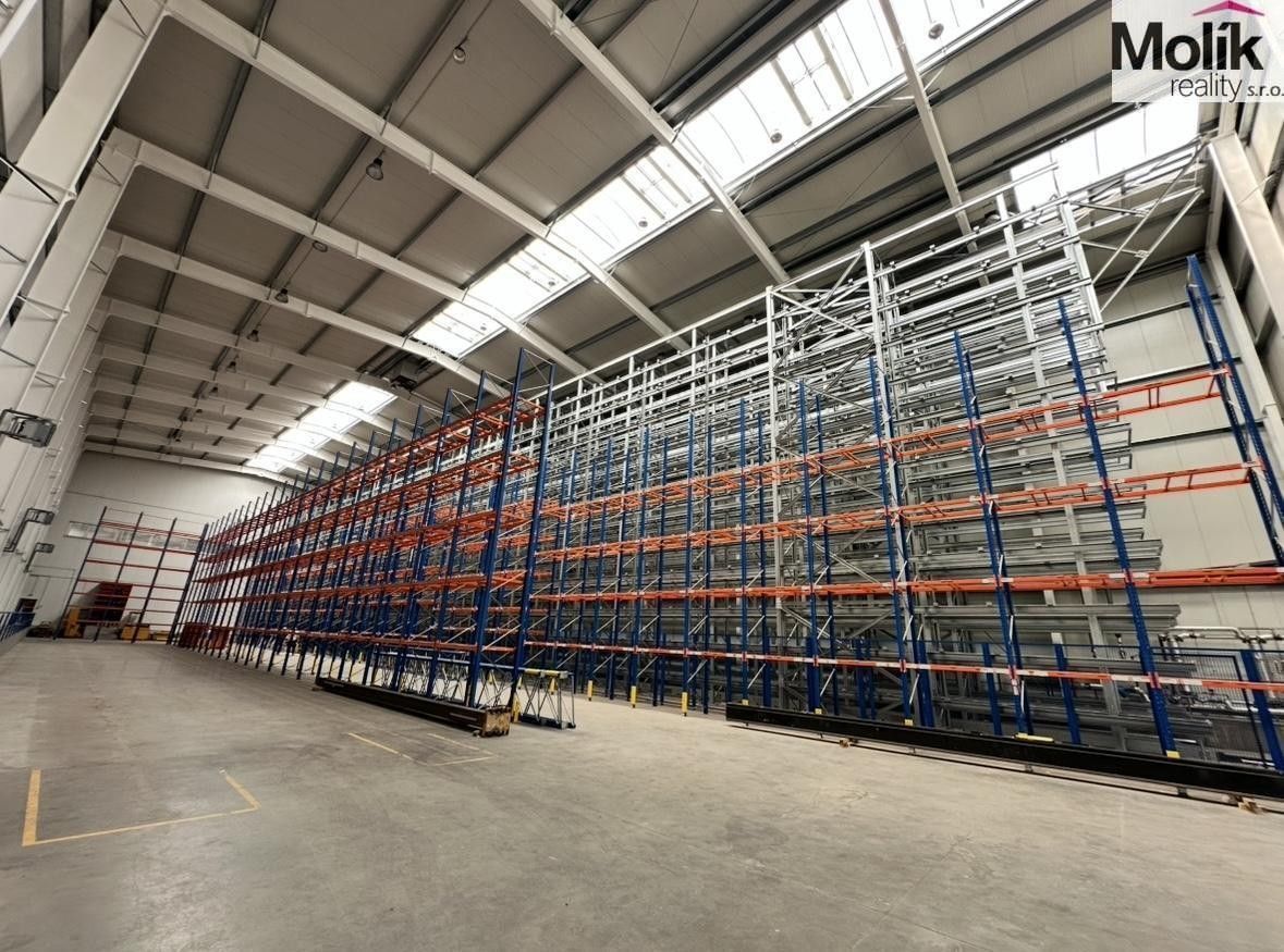 Prodej komerčního prostoru 30000 m² - foto 14