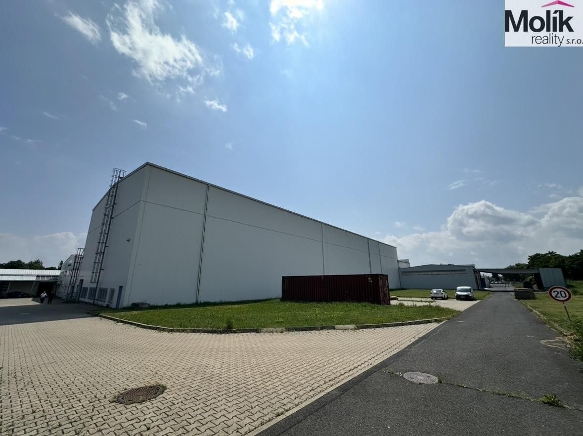 Prodej komerčního prostoru 30000 m² - foto 28