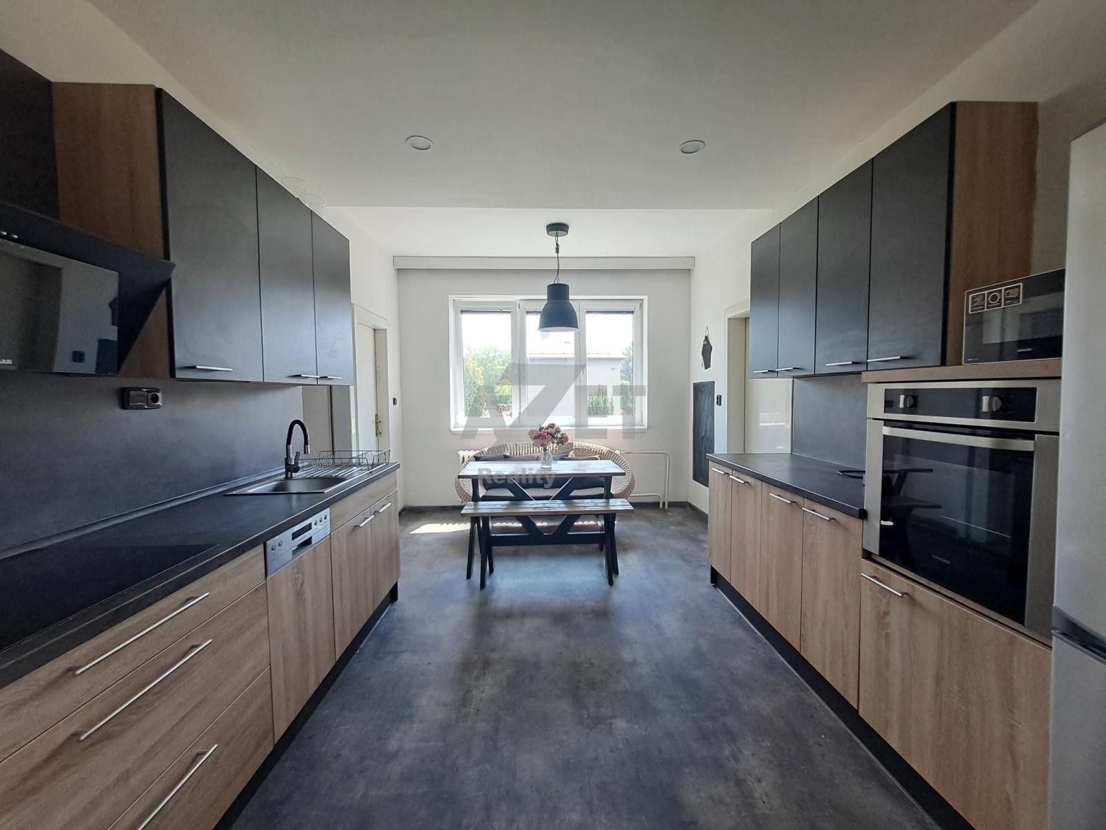Prodej domu 290 m² - foto 2