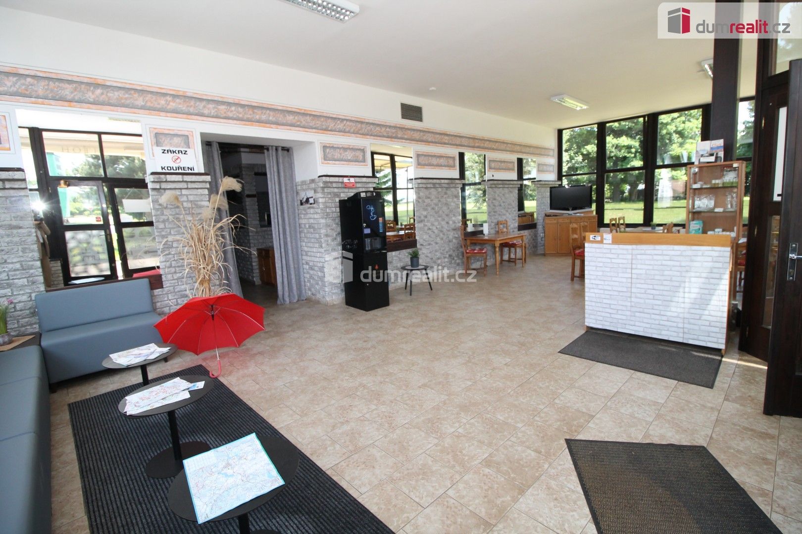Prodej komerčního prostoru 700 m² - foto 7