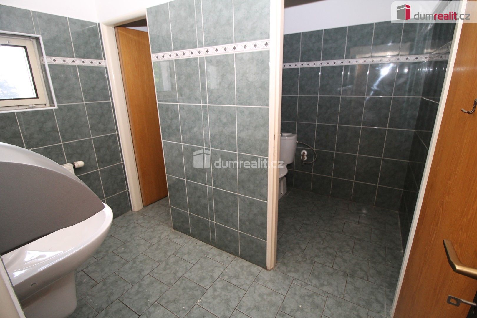 Prodej komerčního prostoru 700 m² - foto 18