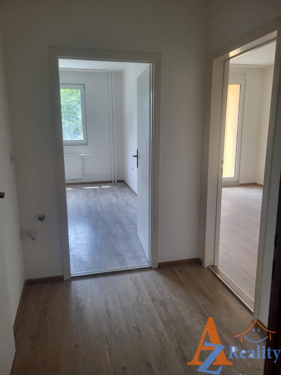 Pronájem bytu 2+kk 40 m² - foto 8