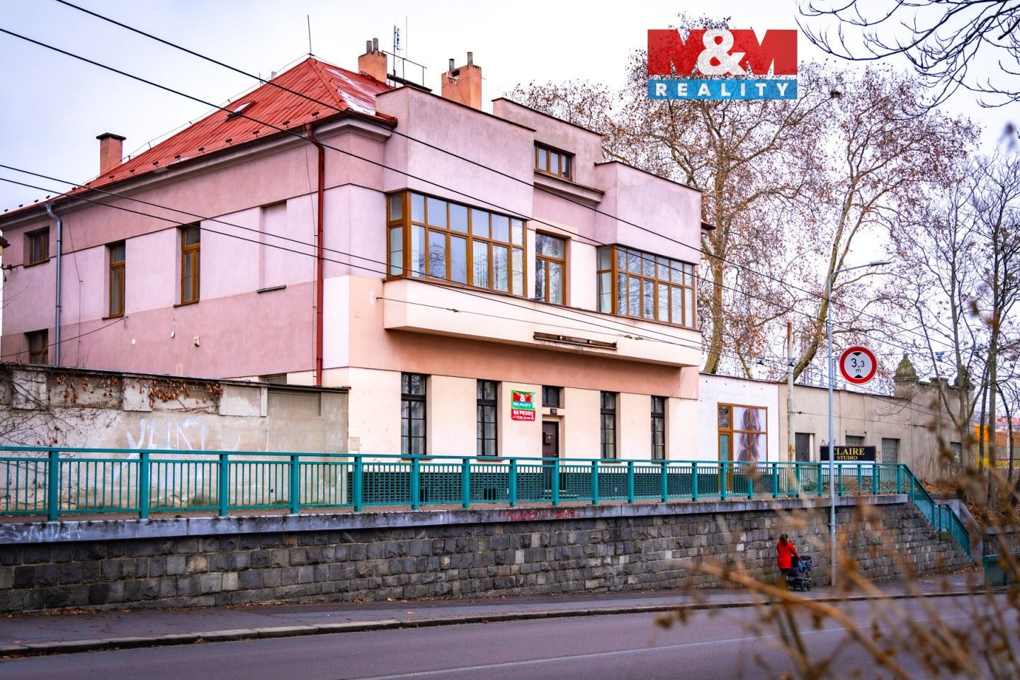 Pronájem komerčního prostoru 150 m² - foto 1