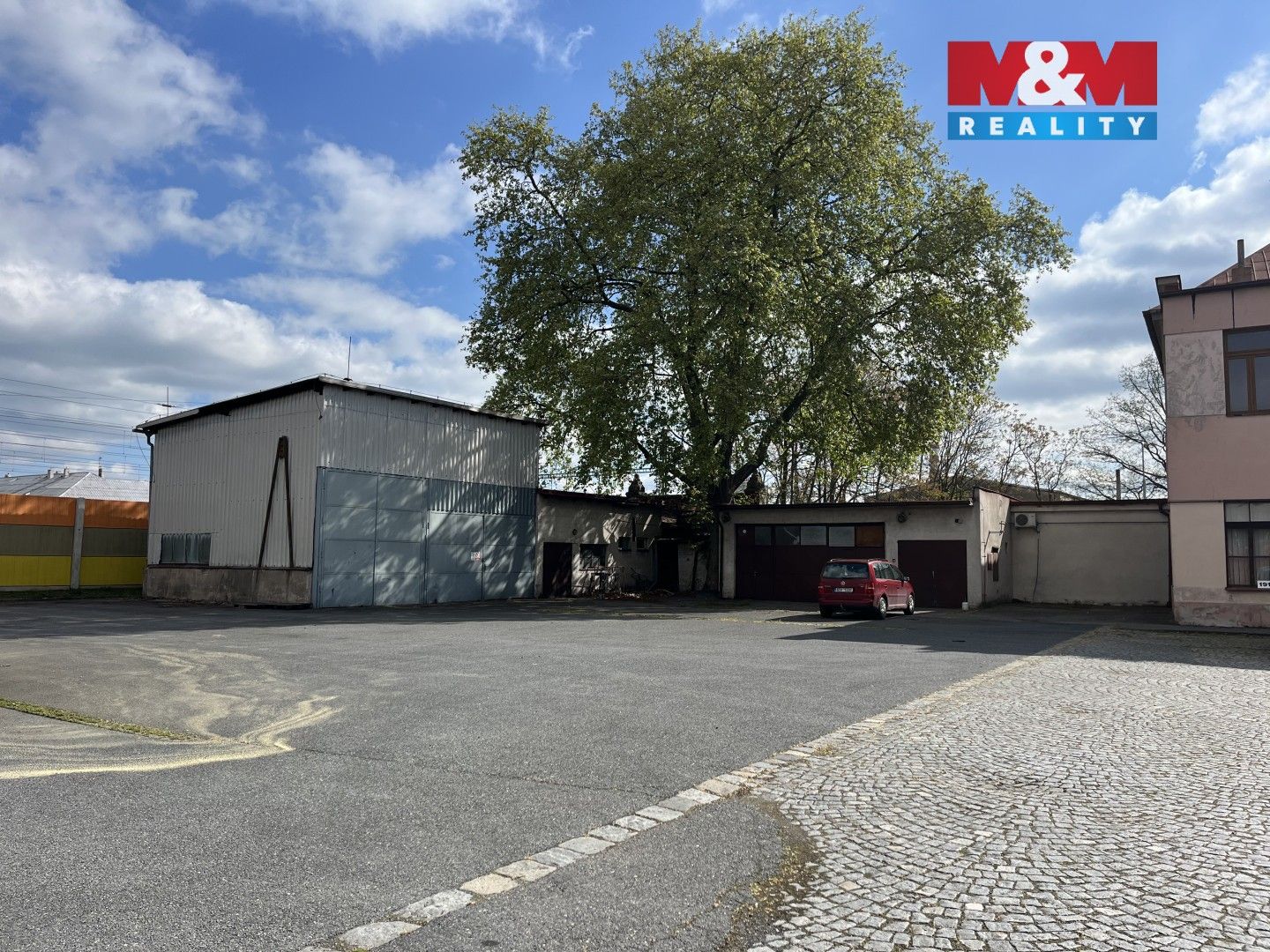 Pronájem komerčního prostoru 150 m² - foto 13